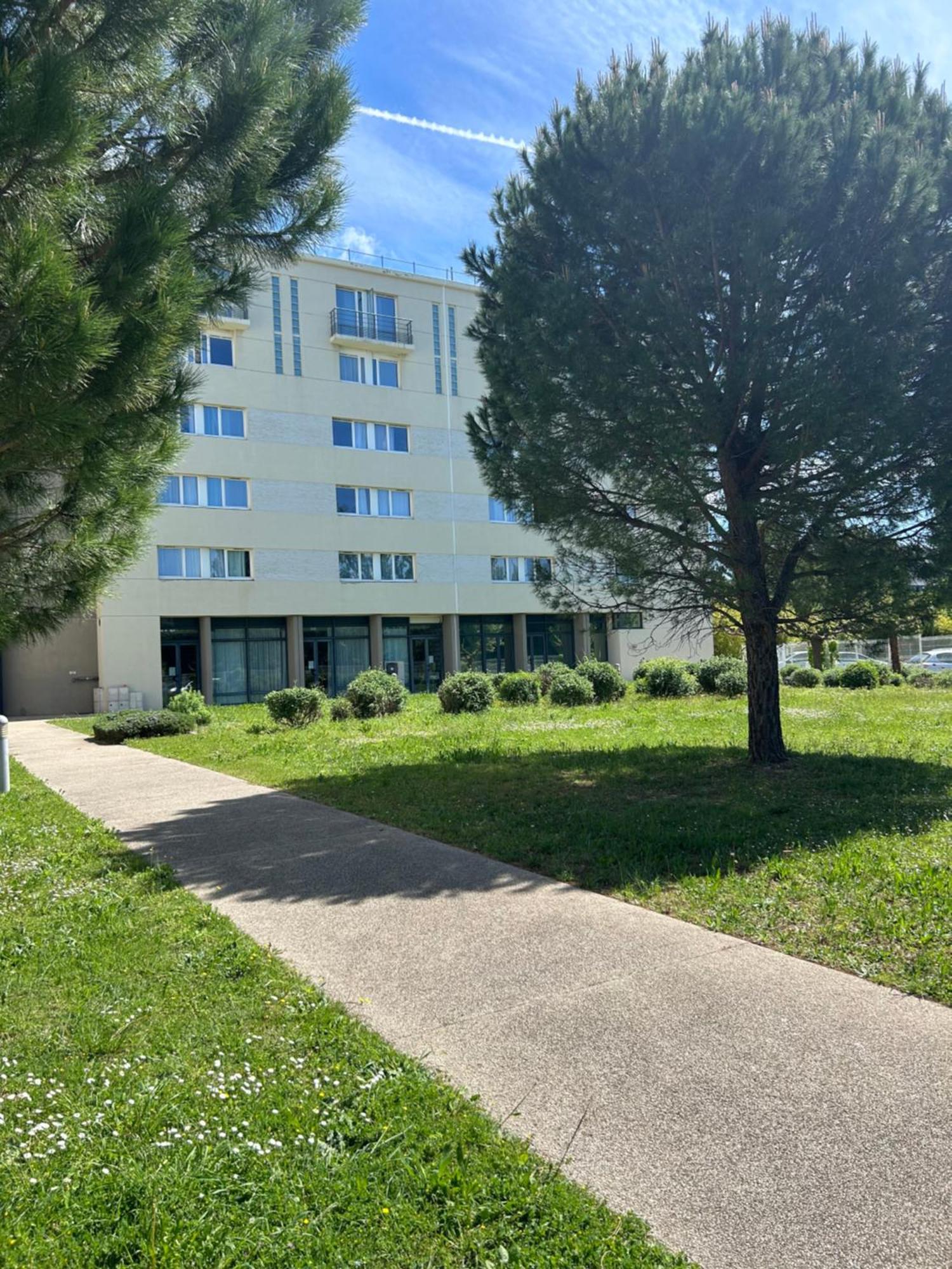 Appart'Hotel - Gare Tgv - أفينيون المظهر الخارجي الصورة